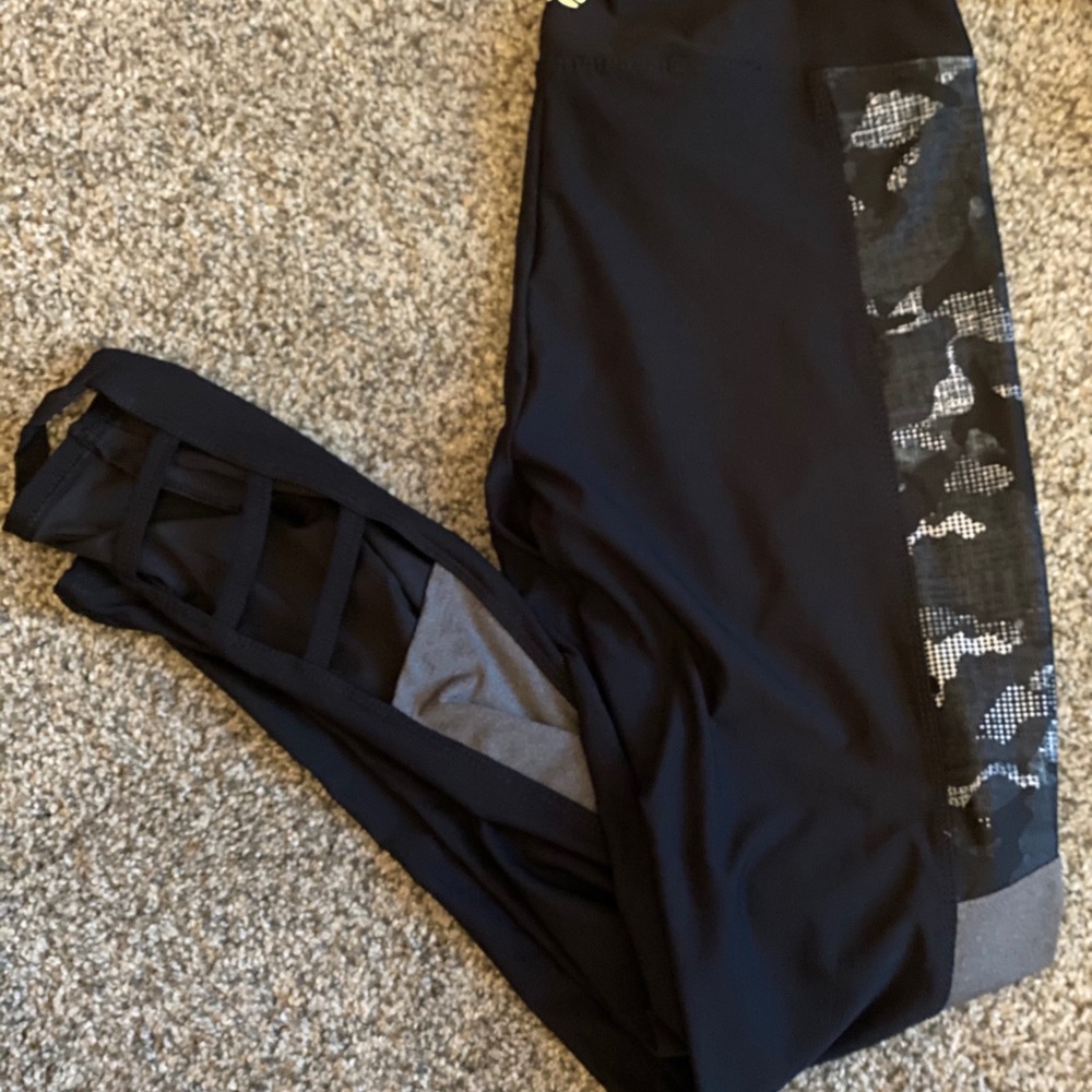 Work out pants - Picture 1 of 3